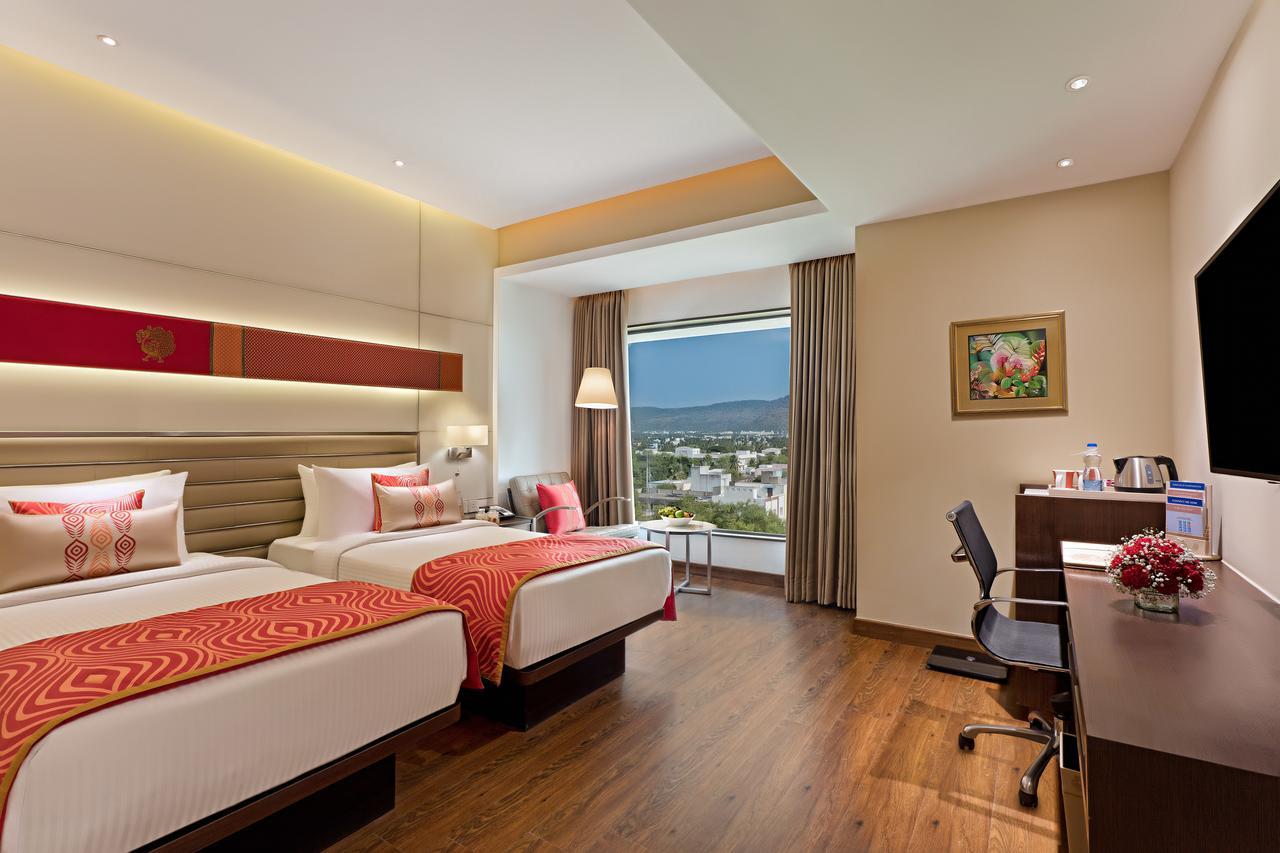 ฟอร์จูน พาร์ค เวลลอร์ Hotel ฮอร์นีเบ็ชวา ภายนอก รูปภาพ